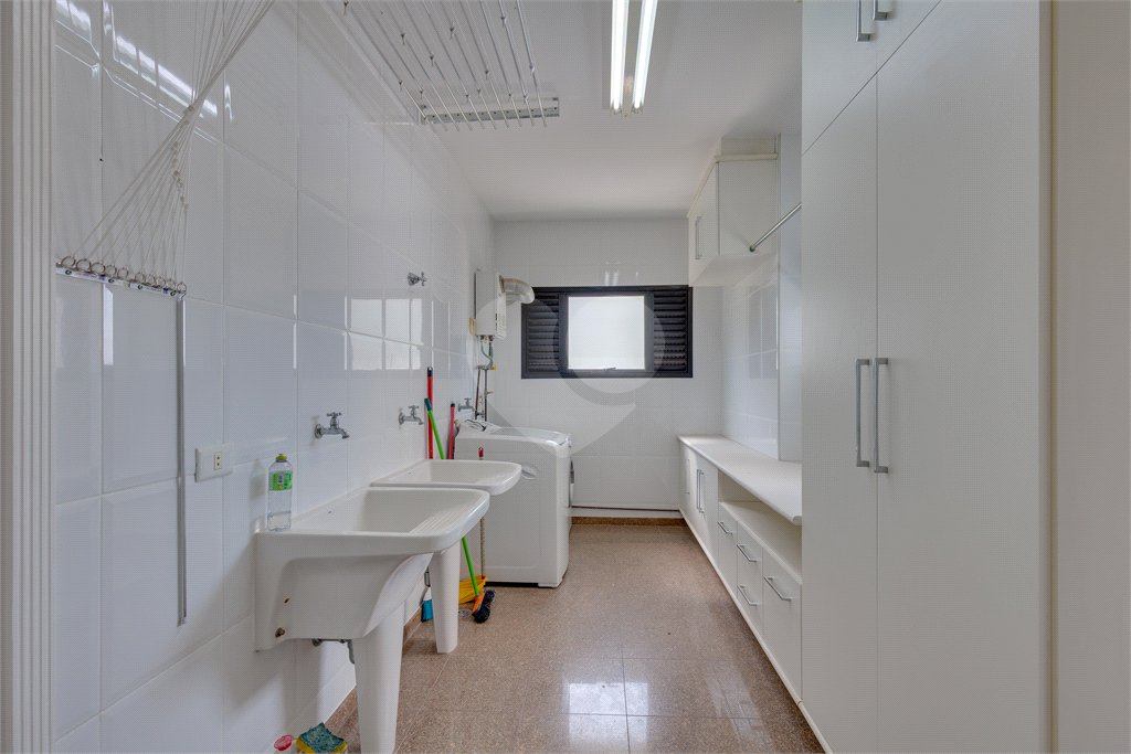 Apartamento à venda com 4 suítes em Jardim Marajoara, São Paulo, SP