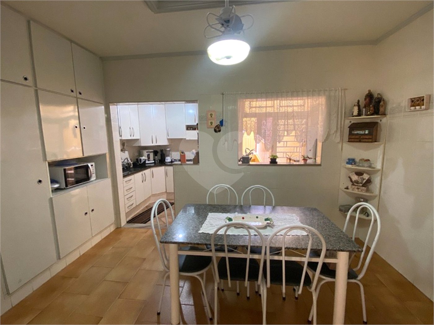 Casa à venda com 5 quartos, sendo 3 suítes, em Vila Almeida, Indaiatuba, SP