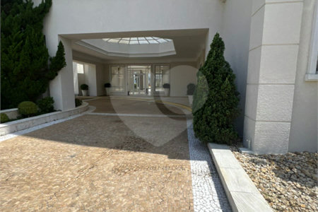 Apartamento à venda com 4 quartos, sendo 2 suítes,  em Vila Oliveira, Mogi das Cruzes, SP