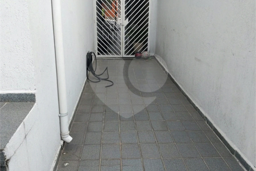 Sobrado à venda com 2 quartos em Tremembé, São Paulo, SP