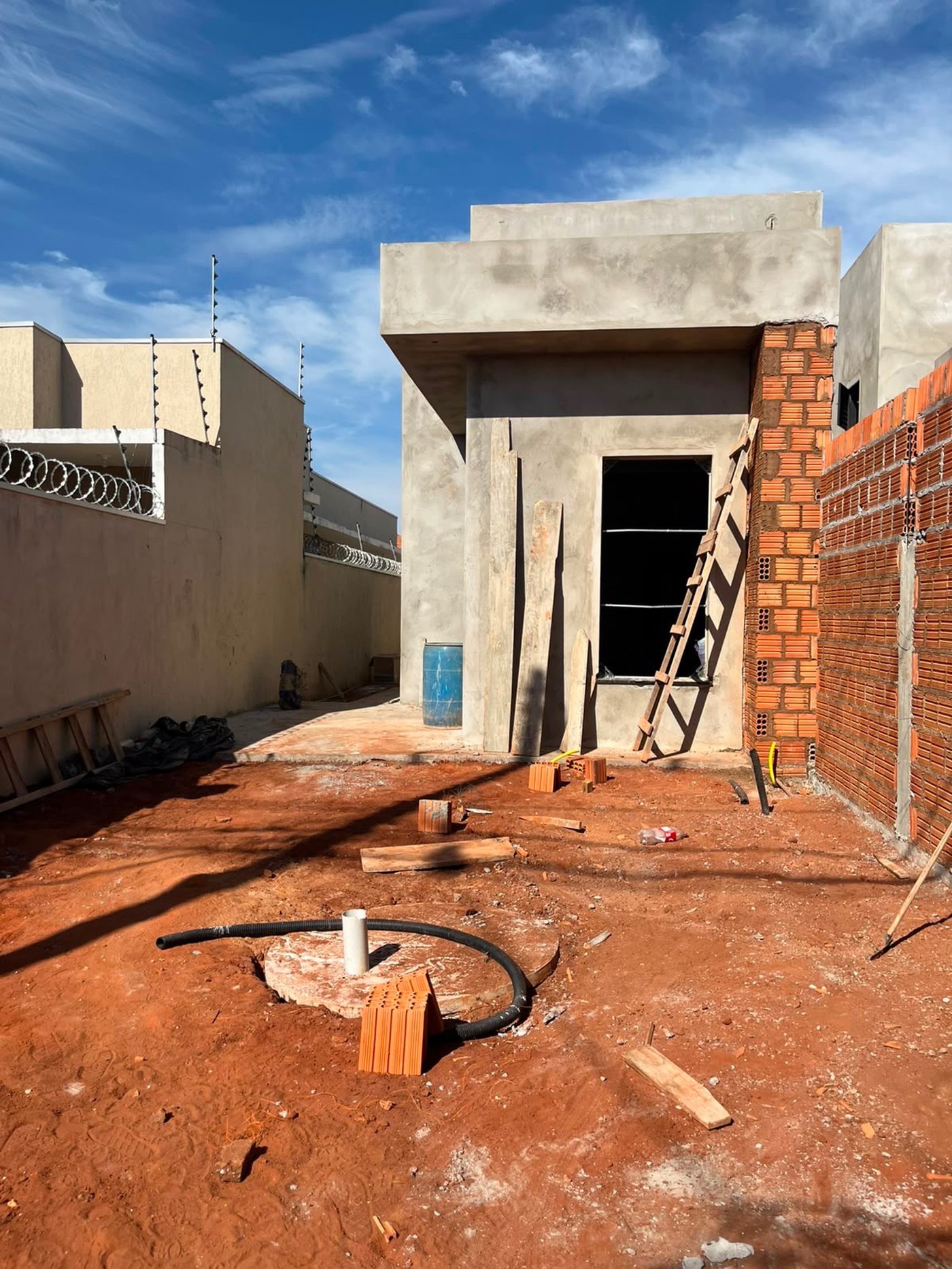Casa à venda com 2 quartos, sendo 1 suíte,  em Mais Parque Três Lagoas, Três Lagoas, MS