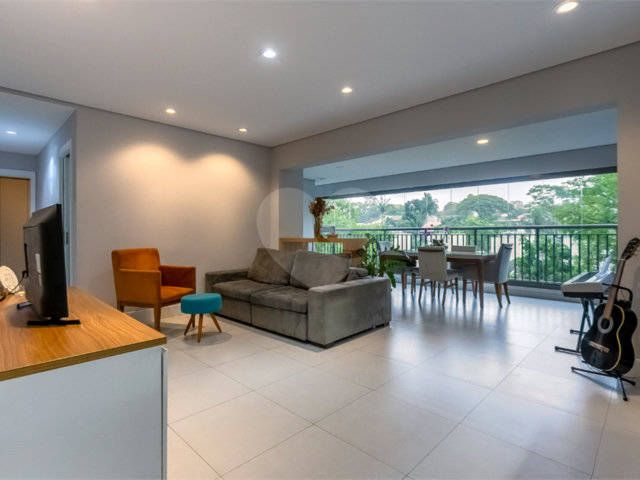 Apartamento à venda com 3 suítes em Jardim Prudência, São Paulo, SP