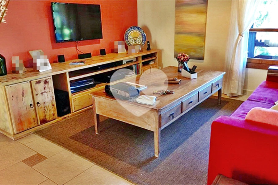 Casa à venda com 3 quartos no condomínio Alpes da Cantareira, Mairiporã - SP