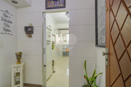 Apartamento à venda com 3 quartos, sendo 1 suíte, em Jardim Marajoara, São Paulo, SP