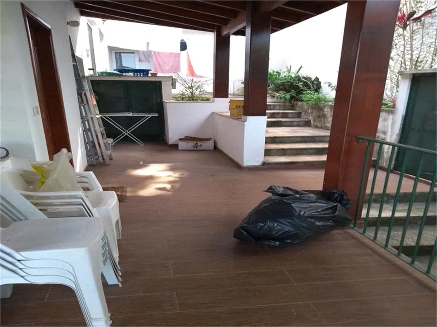 Casa à venda com 5 suítes em Vila Pirajussara, São Paulo, SP
