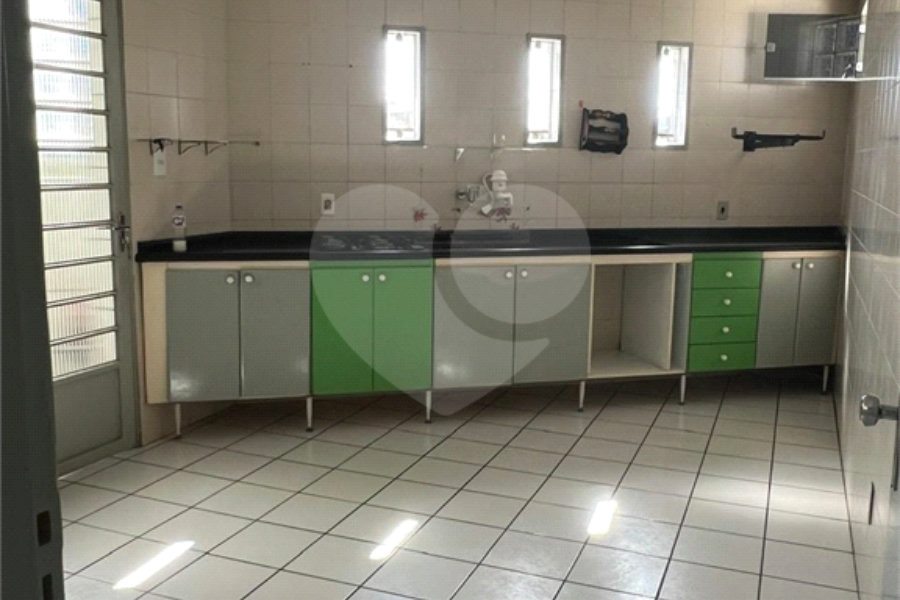 Sobrado à venda com 3 quartos em Jardim Virginia Bianca, São Paulo, SP