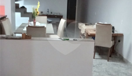 Sobrado à venda com 4 suítes em Cajuru do Sul, Sorocaba, SP