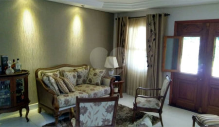 Casa à venda com 5 quartos, sendo 4 suítes,  no condomínio Reserva dos Vinhedos, Louveira - SP