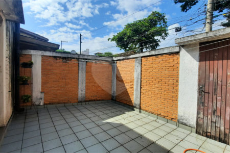 Sobrado à venda com 4 quartos, sendo 1 suíte,  em City Campo Grande, São Paulo, SP