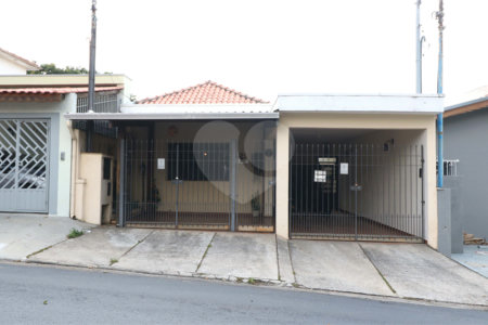 Sobrado à venda com 4 quartos, sendo 2 suítes, em Vila Romana, São Paulo, SP