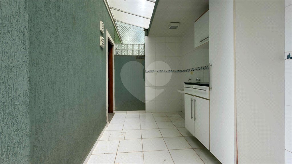 Casa à venda com 2 quartos no condomínio Portal dos Gamez, Atibaia - SP