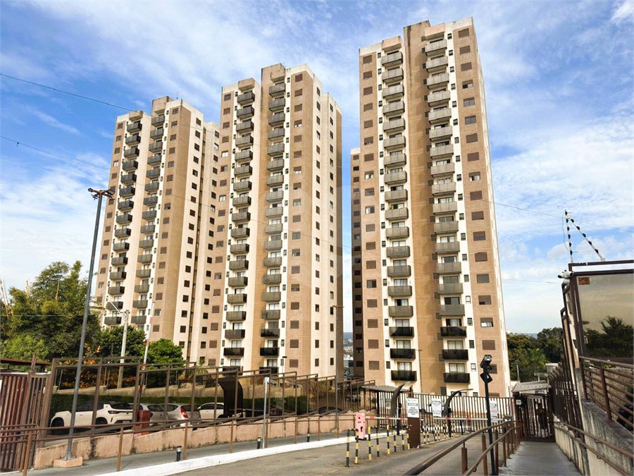 Apartamento para alugar com 2 quartos em Jardim Santa Fé, Sorocaba, SP
