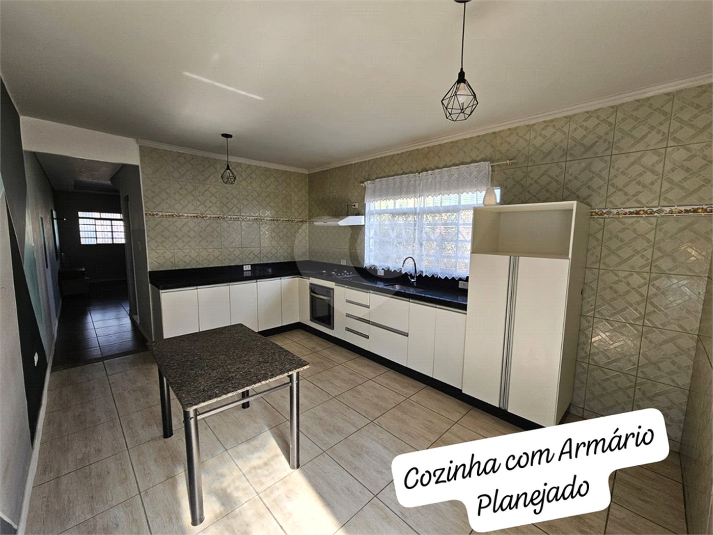 Casa à venda com 2 quartos em Jardim Vitória, Mairinque, SP
