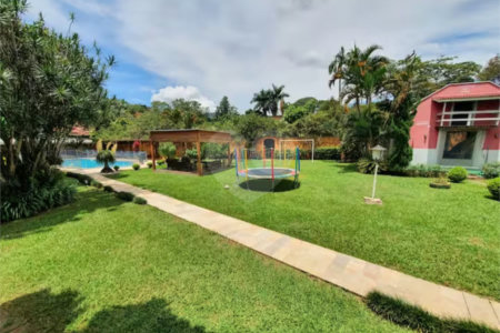 Casa à venda ou para alugar com 5 quartos, sendo 3 suítes, em Nova Gardênia, Atibaia, SP