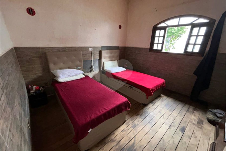 Sobrado à venda com 3 quartos em Água Fria, São Paulo, SP