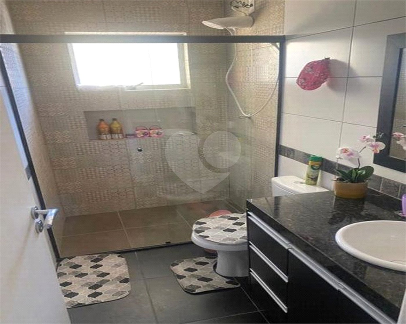 Casa à venda com 4 quartos, sendo 2 suítes, em Jardim Samara, São Paulo, SP