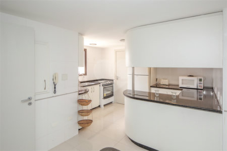 Apartamento à venda com 3 suítes em Alto da Boa Vista, São Paulo, SP