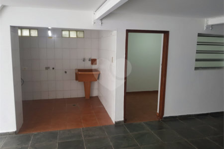 Sobrado à venda com 3 quartos, sendo 1 suíte, em Campo Grande, São Paulo, SP