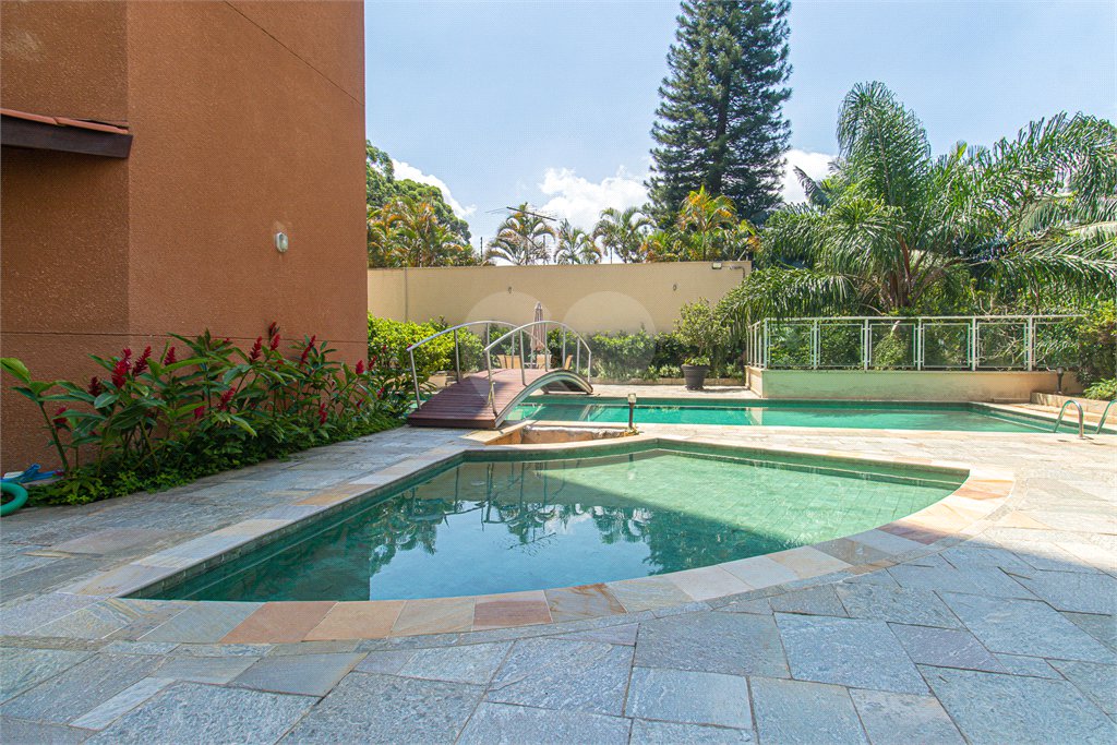 Apartamento à venda com 3 suítes em Chácara Flora, São Paulo, SP