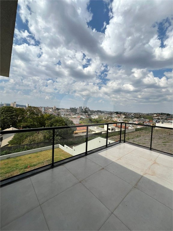 Casa à venda com 3 suítes no condomínio Spazio Design, Bragança Paulista - SP