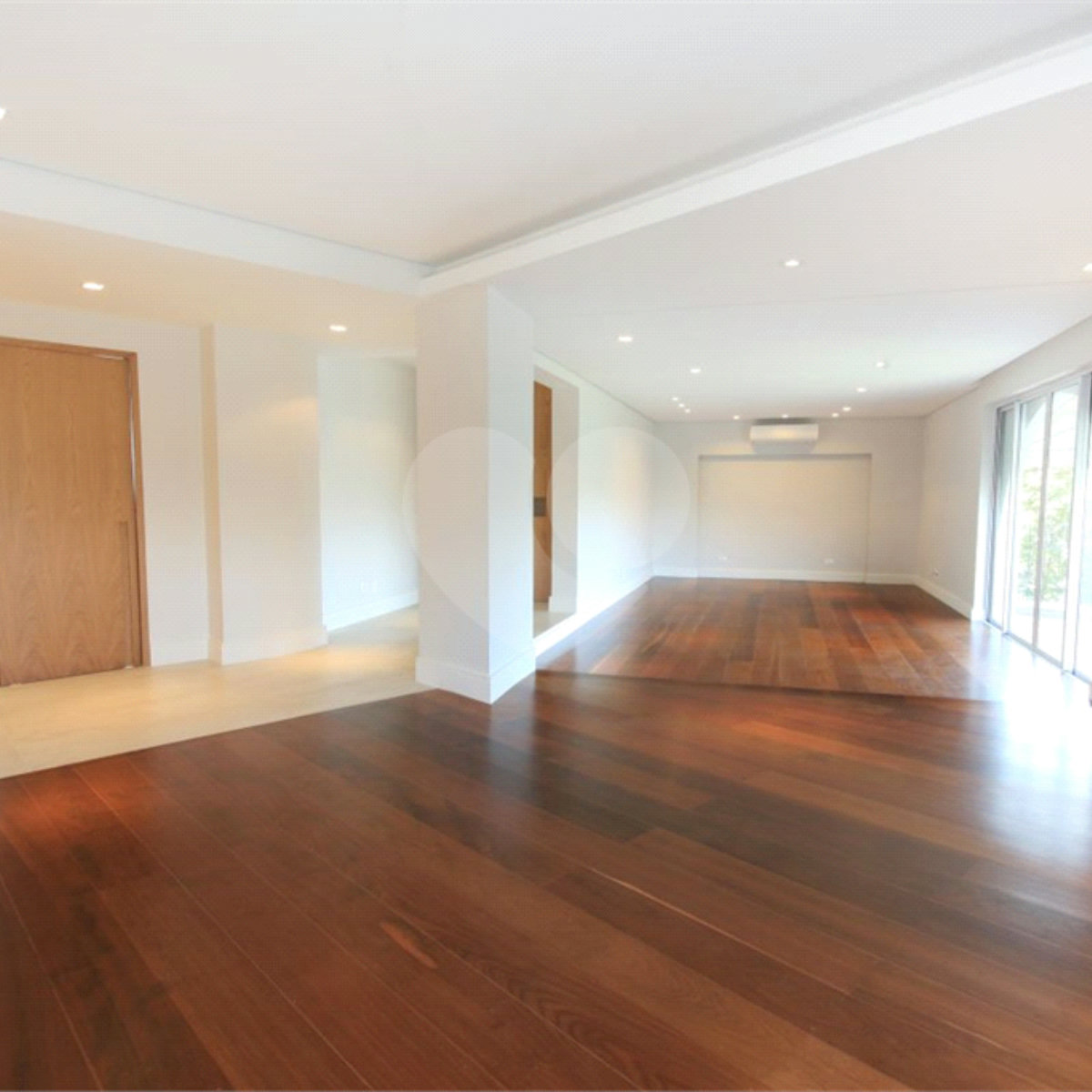 Apartamento para alugar com 3 quartos, sendo 1 suíte, em Granja Julieta, São Paulo, SP