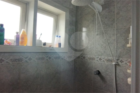 Casa à venda com 4 quartos, sendo 1 suíte, em Jardim Guadalajara, Sorocaba, SP