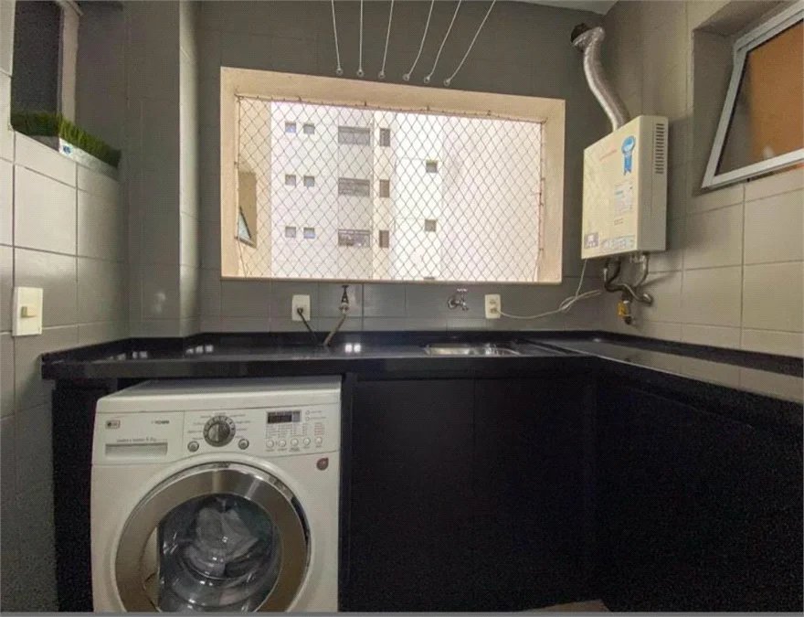 Apartamento à venda com 3 quartos, sendo 1 suíte, em Brooklin Paulista, São Paulo, SP