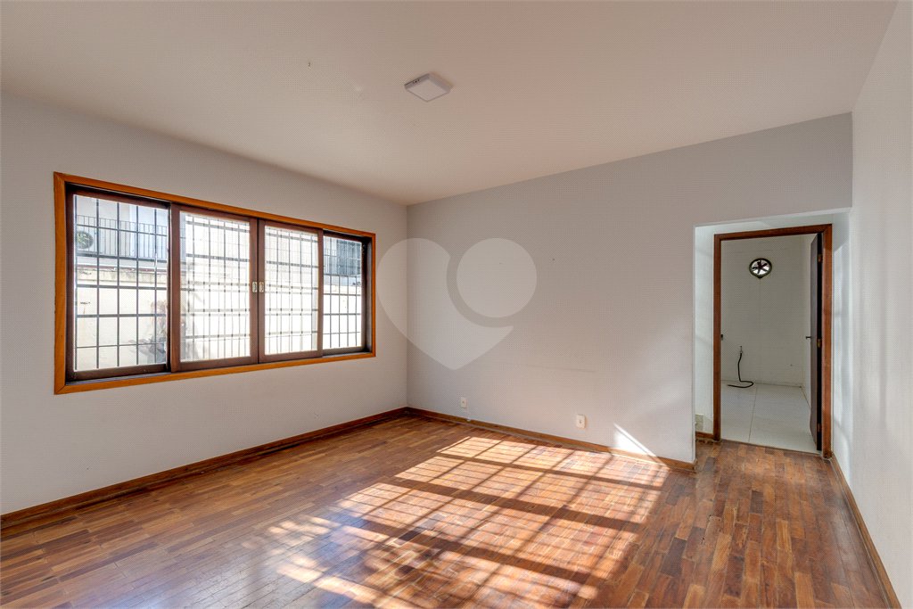 Sobrado à venda com 3 quartos, sendo 1 suíte, em Alto da Boa Vista, São Paulo, SP