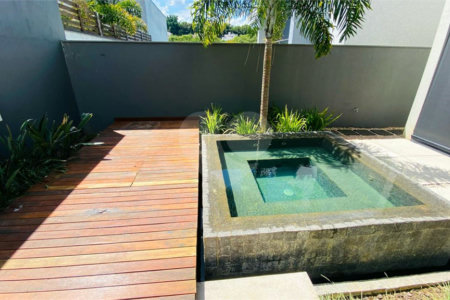 Casa à venda com 3 suítes no condomínio Euroville II, Bragança Paulista - SP