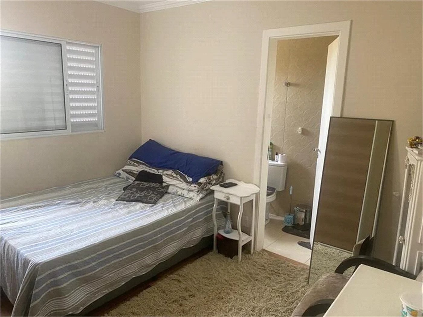 Casa à venda com 4 quartos, sendo 2 suítes, em Jardim Samara, São Paulo, SP