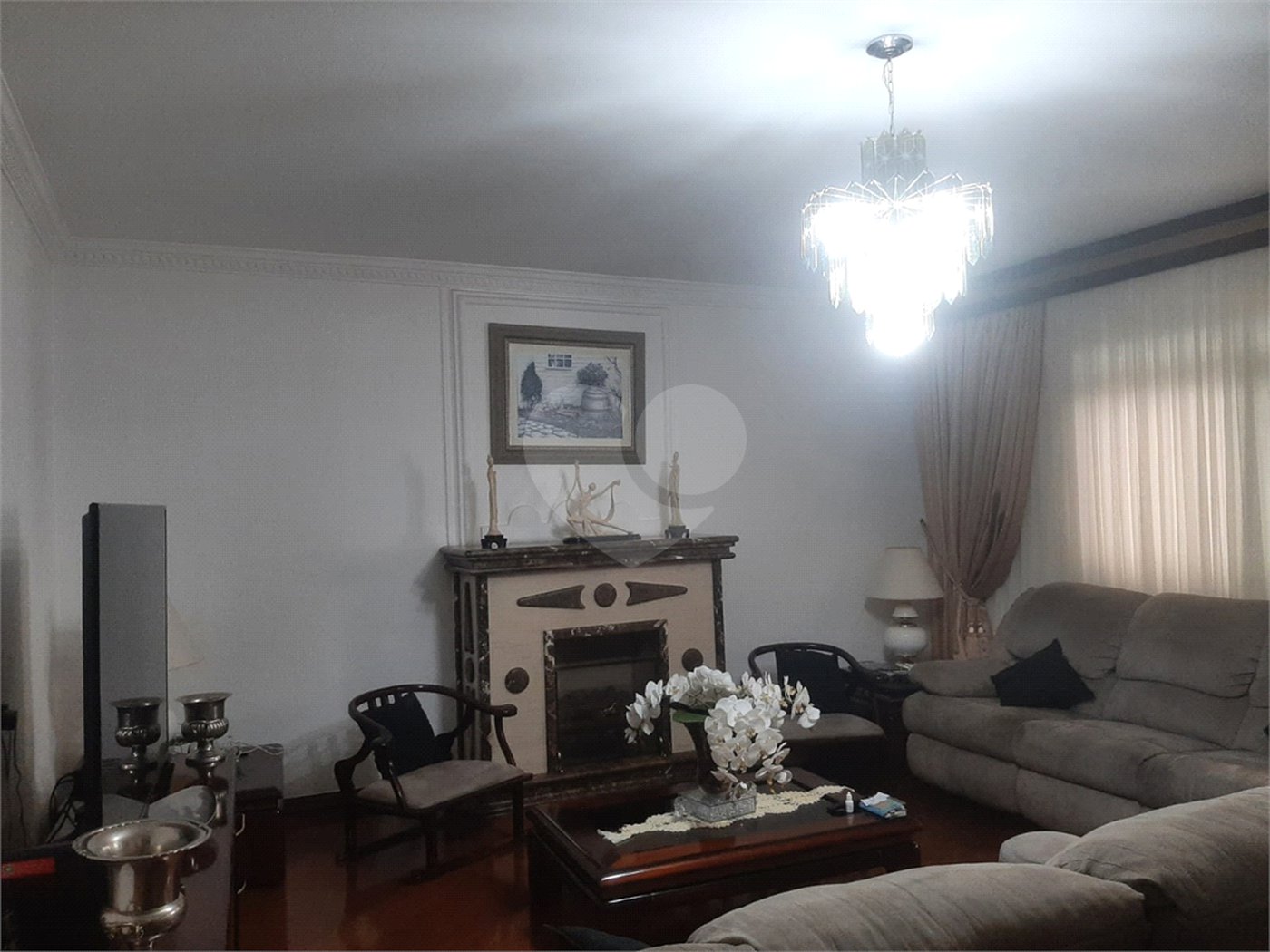 Sobrado à venda com 4 quartos, sendo 2 suítes, em Tremembé, São Paulo, SP