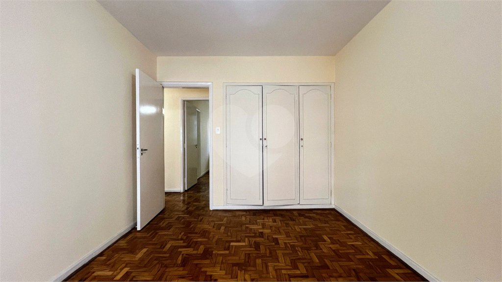 Apartamento à venda com 3 quartos, sendo 1 suíte, em Pinheiros, São Paulo, SP