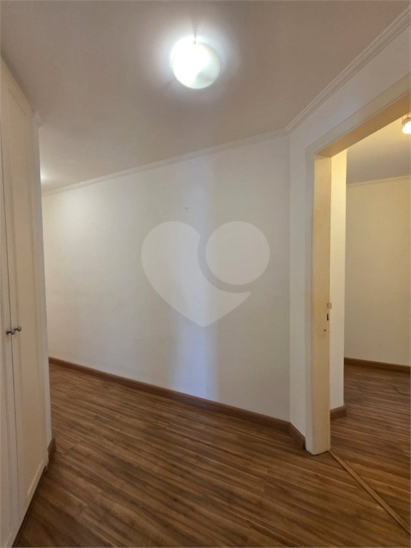 Apartamento à venda com 3 suítes em Vila Uberabinha, São Paulo, SP