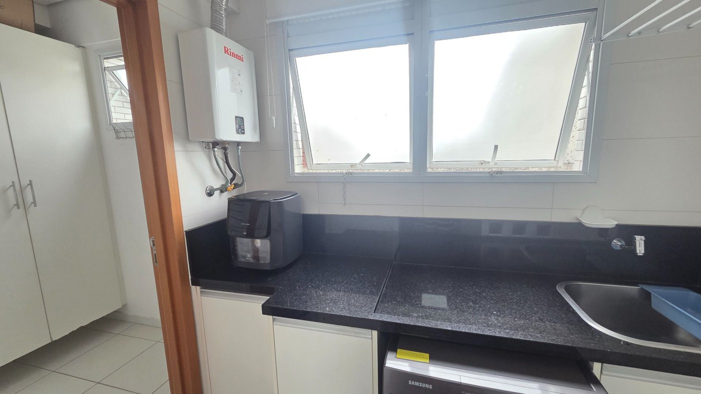 Apartamento com 2 dormitórios à venda, 95 m² por R$ 1.320.000,00 - Pompéia - Santos/SP