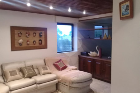 Triplex à venda ou para alugar com 4 suítes em Enseada, Guarujá, SP
