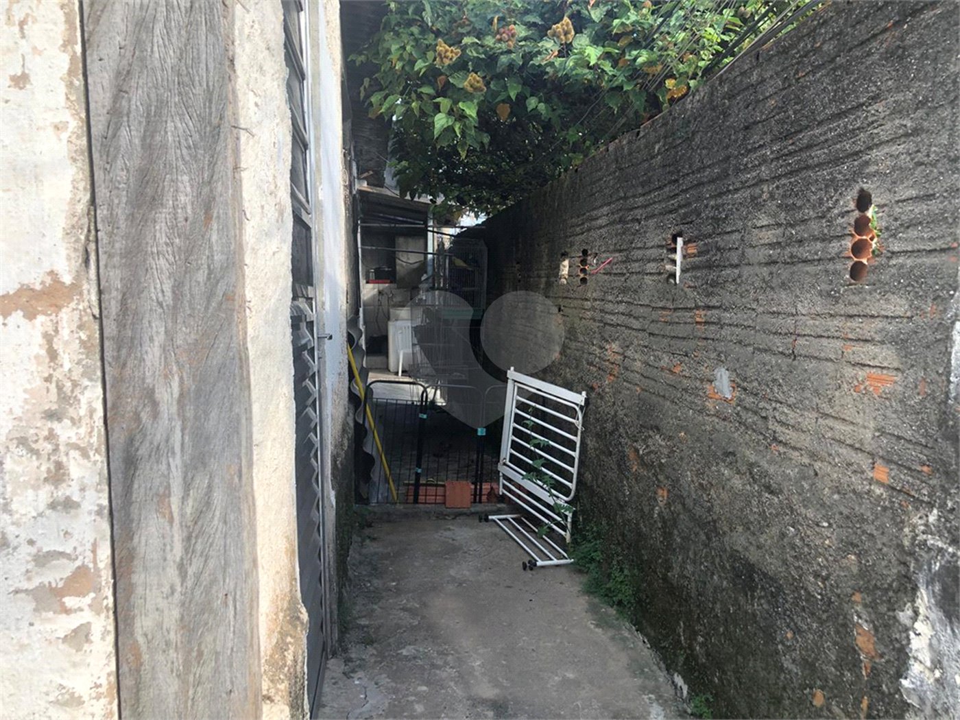 Casa Térrea à venda com 6 quartos, sendo 2 suítes, em Vila Mazzei, São Paulo, SP
