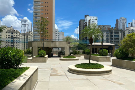 Apartamento à venda com 4 quartos, sendo 3 suítes, em Vila Morumbi, São Paulo, SP
