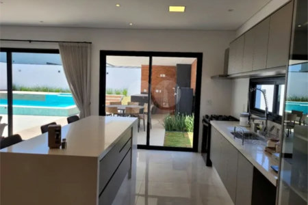 Casa à venda com 3 suítes no condomínio Alphaville Esplanada 4, Votorantim - SP