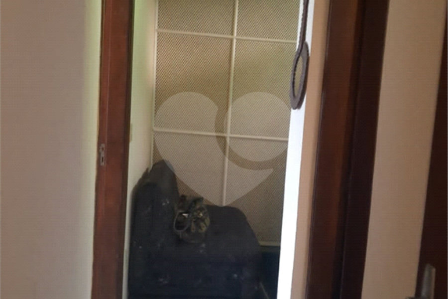 Sobrado à venda com 3 quartos, sendo 1 suíte, em Roseira, Mairiporã, SP