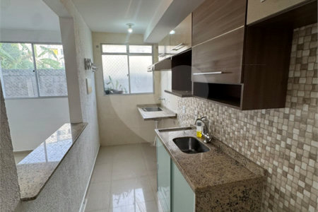 Apartamento para alugar com 2 quartos em Campo Grande, Rio de Janeiro, RJ