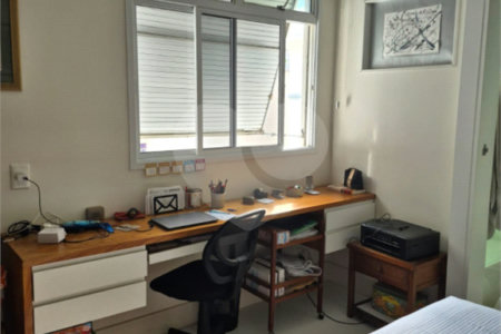 Apartamento à venda com 3 quartos, sendo 1 suíte, em Humaitá, Rio de Janeiro, RJ