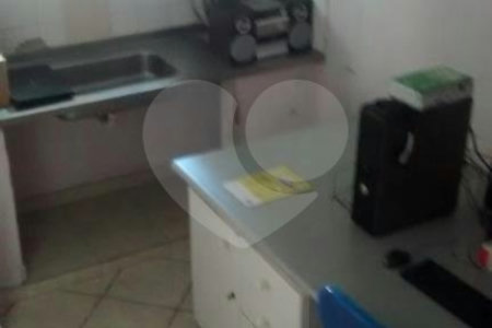 Casa à venda com 4 quartos, sendo 1 suíte, em Parque Vitória, São Paulo, SP