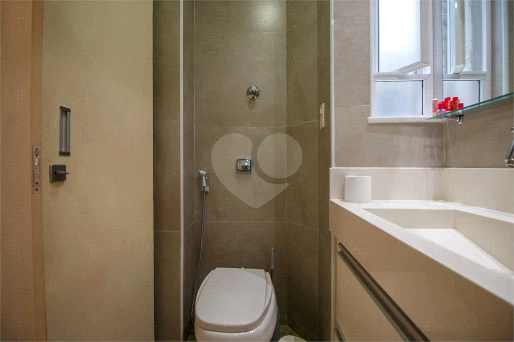 Apartamento à venda com 3 quartos, sendo 2 suítes,  em Tijuca, Rio de Janeiro, RJ