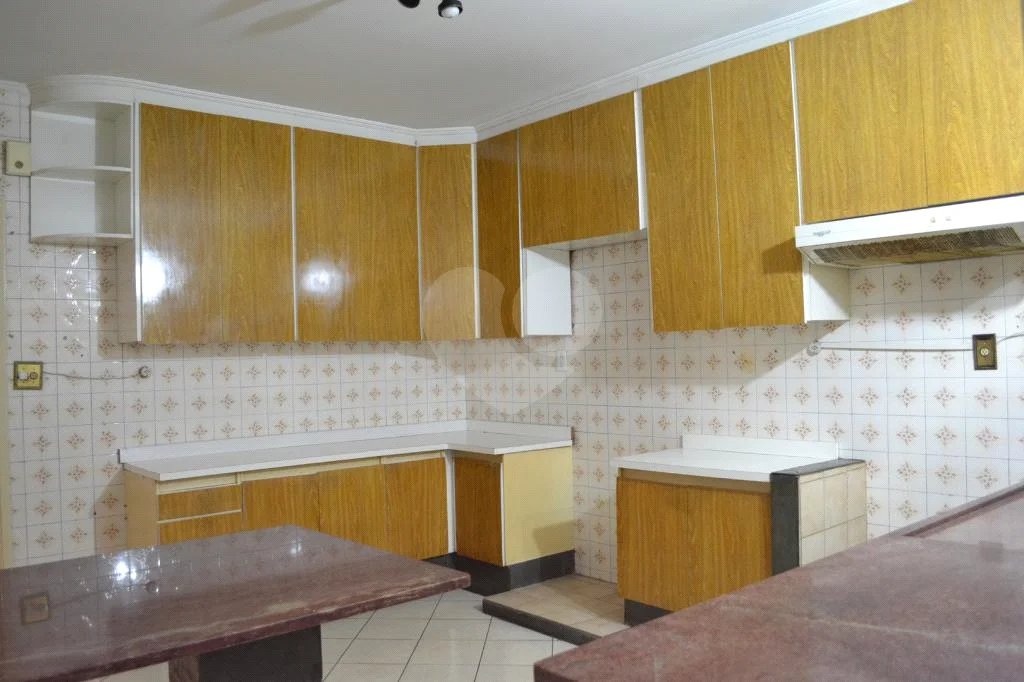 Sobrado à venda com 3 quartos em Vila Mazzei, São Paulo, SP