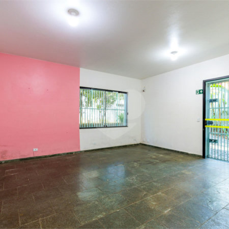 Sobrado à venda ou para alugar com 4 quartos em Jardim Petrópolis, São Paulo, SP