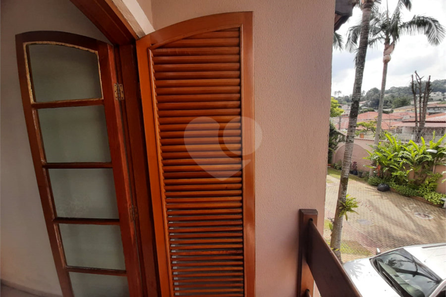 Casa à venda com 3 quartos, sendo 1 suíte, no condomínio Cantareira Park, São Paulo - SP