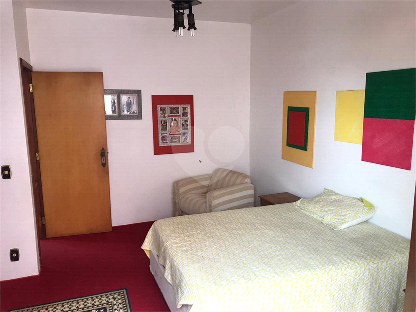 Casa à venda com 2 quartos, sendo 3 suítes, em Vila Oliveira, Mogi das Cruzes, SP