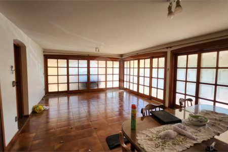 Sobrado à venda ou para alugar com 5 quartos, sendo 1 suíte, em Vila Harmonia, Araraquara, SP
