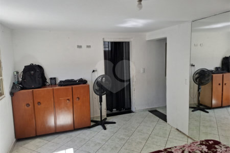 Casa à venda com 2 quartos em Parque Manchester, Sorocaba, SP