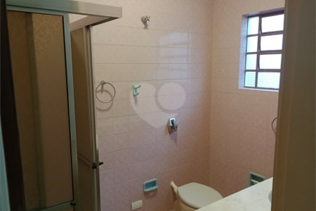 Casa à venda com 4 quartos, sendo 1 suíte, em Vila Rosa, Itapetininga, SP